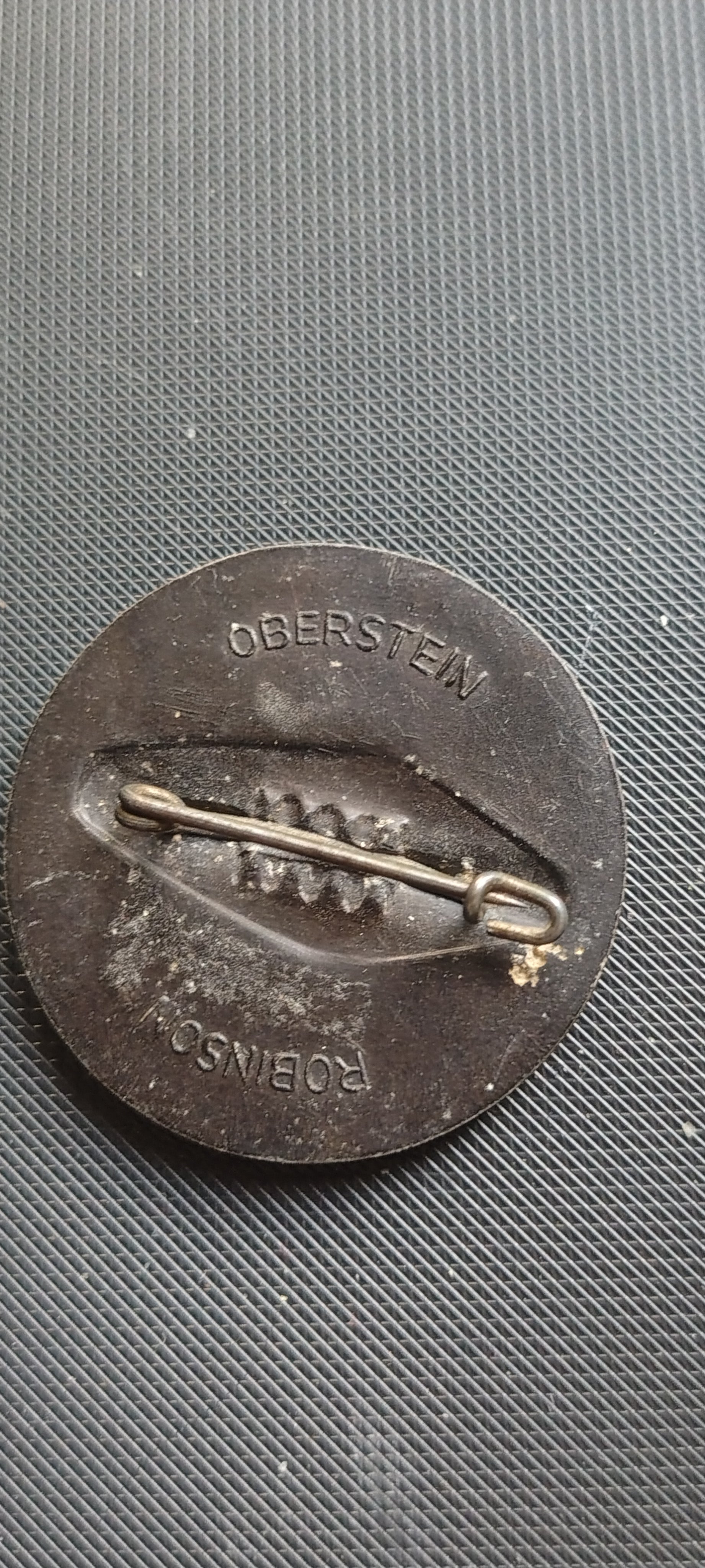 1937 German May Day Tinnie Badge