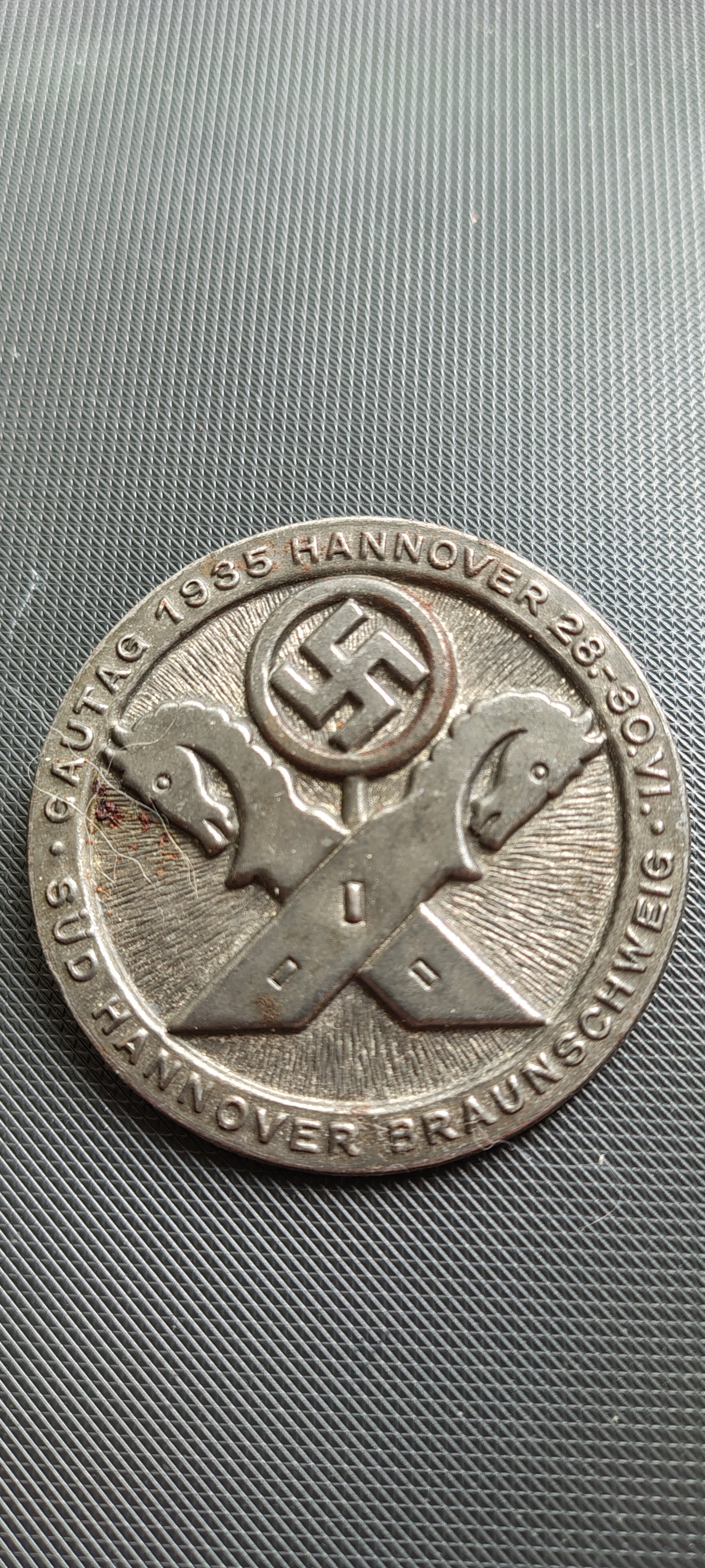 1935 Gautag Hannover TINNIE Badge from NSDAP